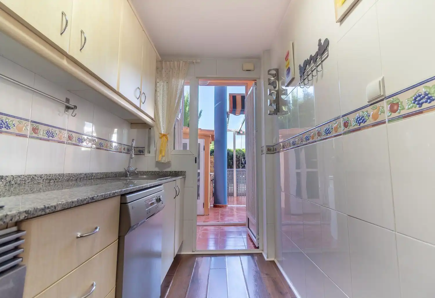 Cocina de Piso en venta en Canet d'En Berenguer con Aire acondicionado, Terraza y Trastero