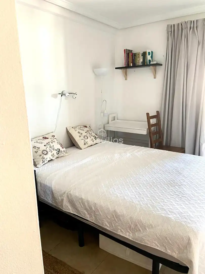 Dormitori de Apartament en venda en Calpe / Calp