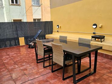 Piso con balcón en venta en Ciutat Vella