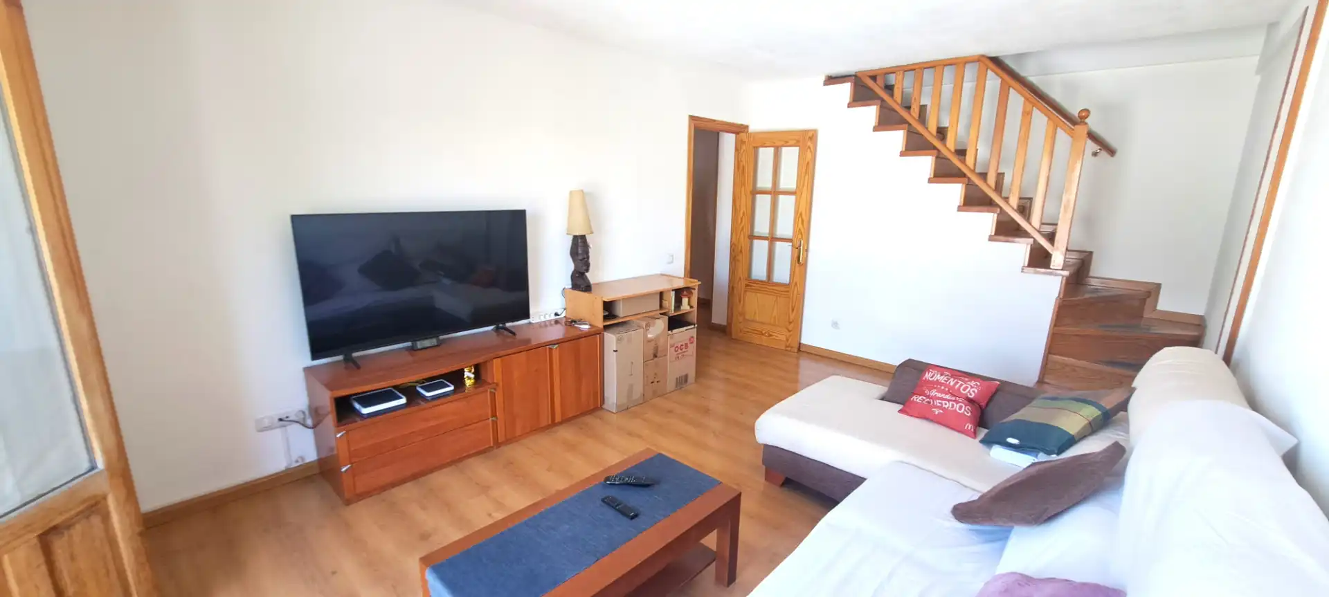 Sala d'estar de Dúplex en venda en Valdetorres de Jarama amb Calefacció, Parquet i Balcó