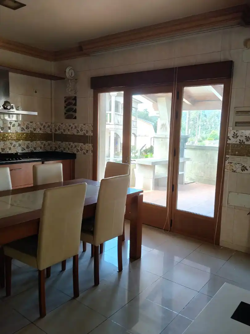 Comedor de Casa o chalet en venta en Poio con Calefacción, Jardín privado y Terraza
