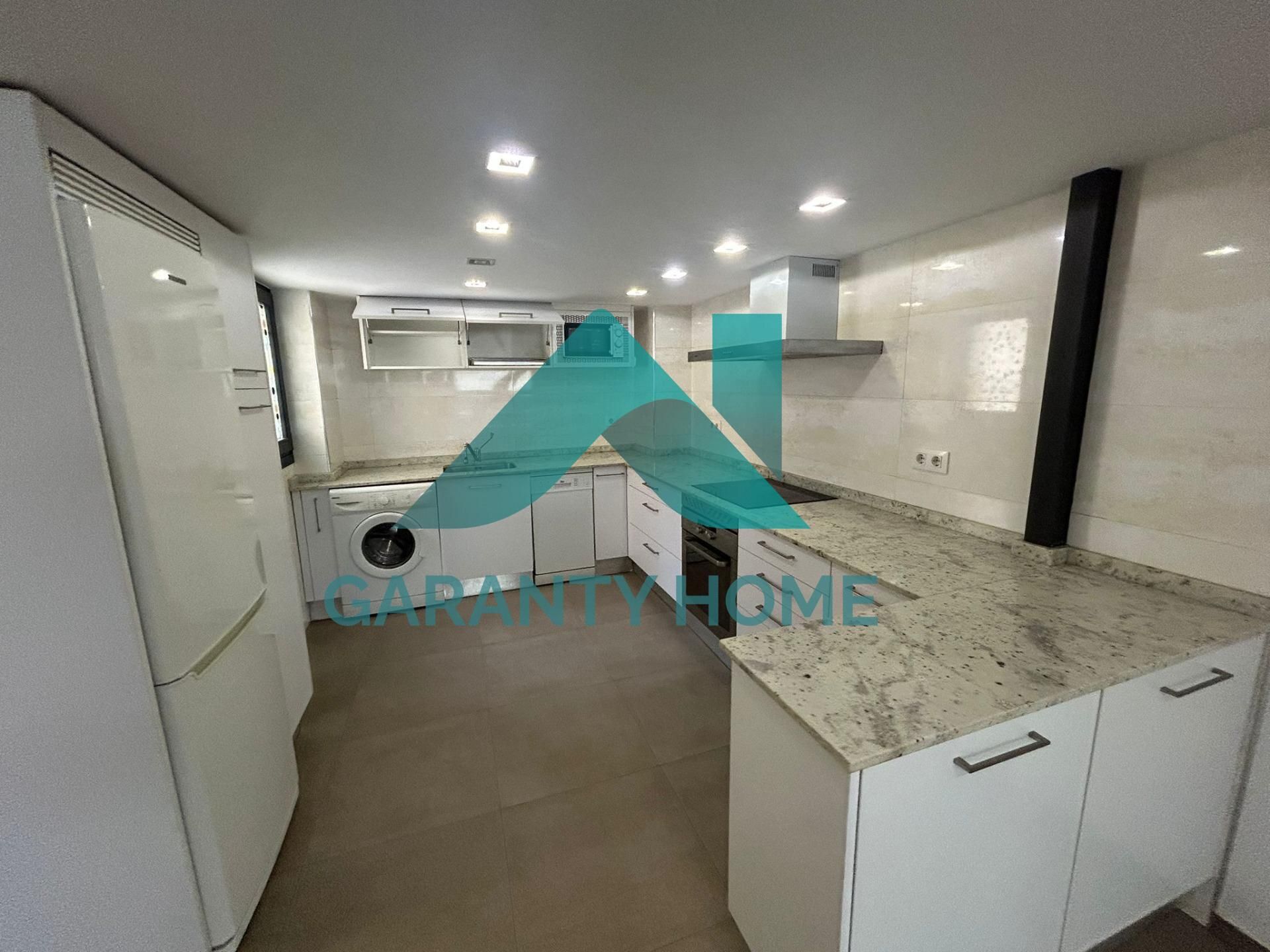Kitchen of Premises for sale in Cáceres Capital