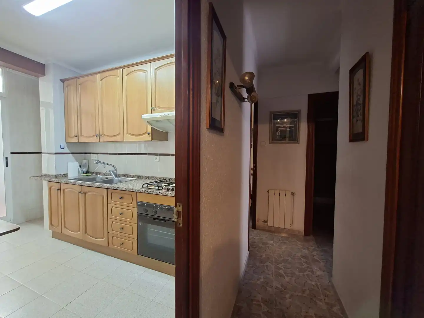 Cocina de Piso en venta en Valls con Calefacción, Trastero y Amueblado