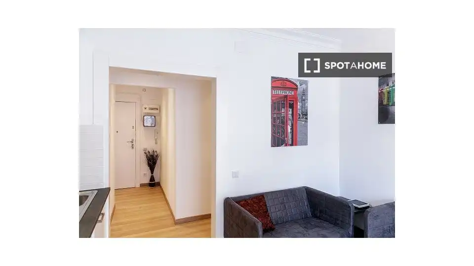 Habitación de Piso de alquiler en Barcelona con Aire acondicionado, Calefacción y Amueblado