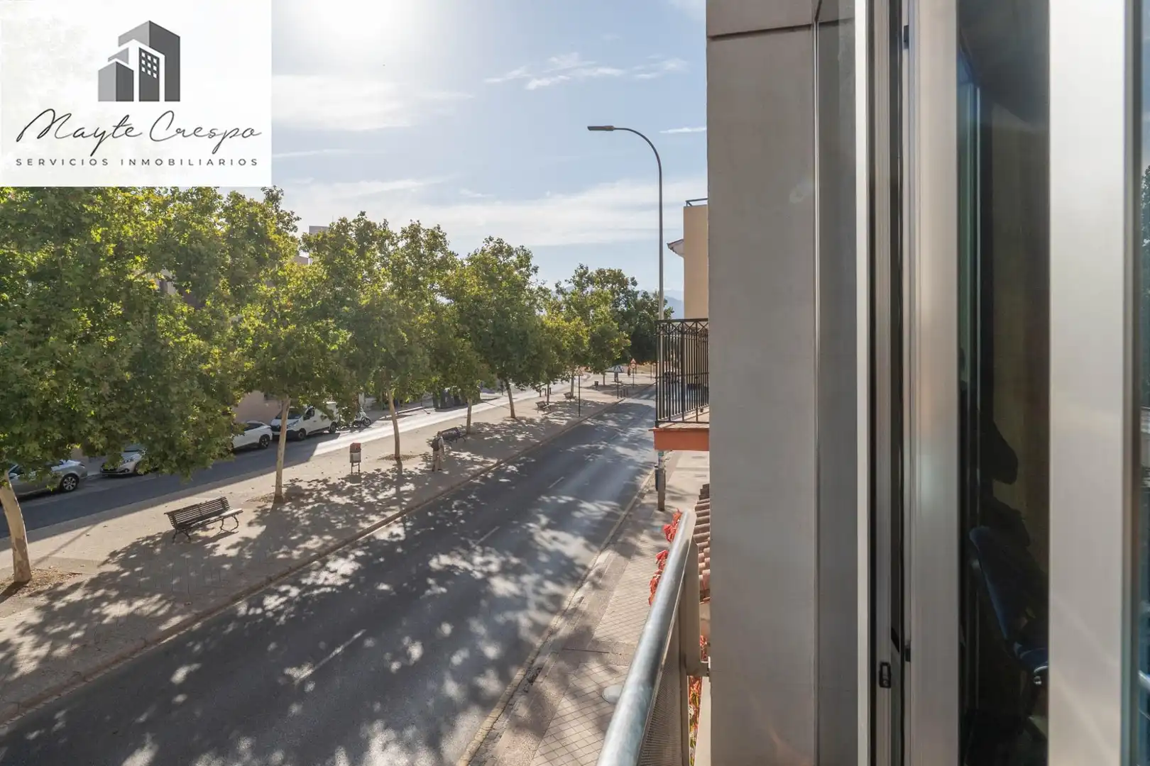 Außenansicht von Gebäude zum Verkauf in Granada