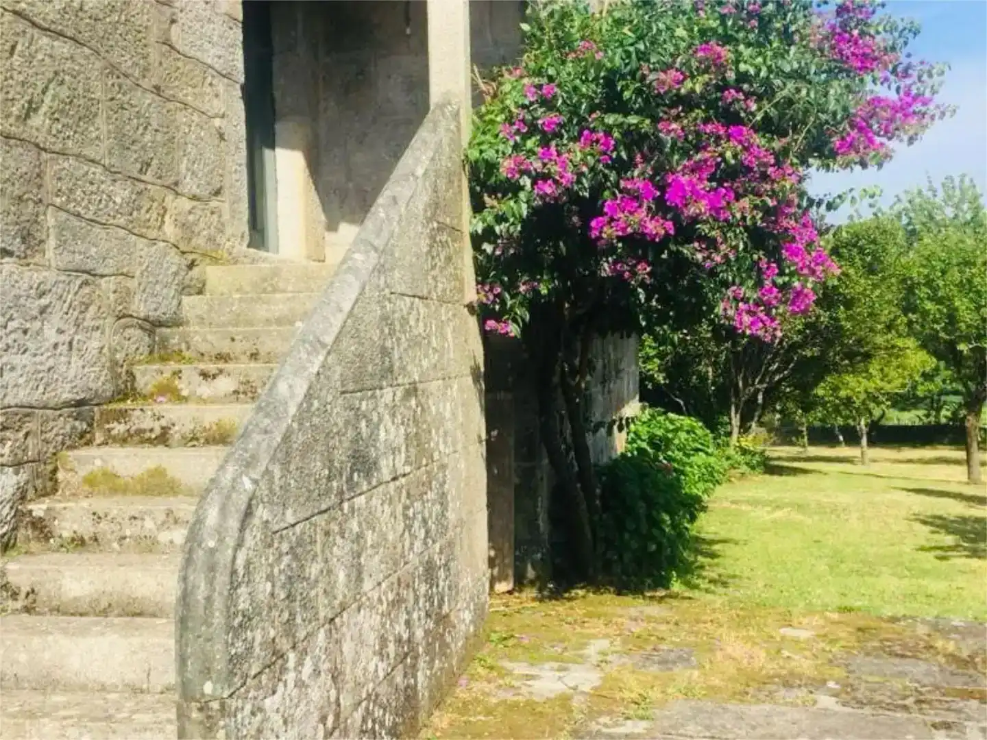 Vista exterior de Casa o xalet en venda en Meis amb Jardí privat, Piscina i Moblat