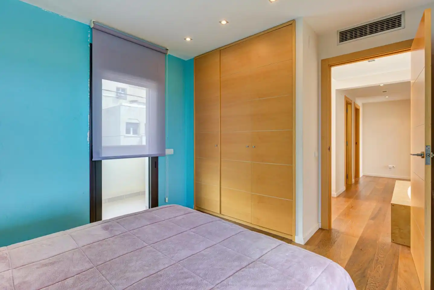 Schlafzimmer von Haus oder Chalet zum Verkauf in Castelldefels mit Klimaanlage, Heizung und Privatgarten