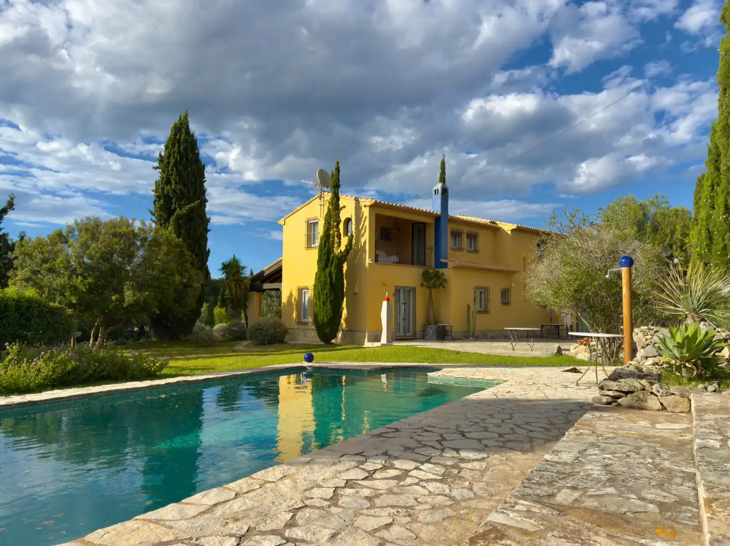 Exterior view of Houses for sale in Dénia  with Heating, Private garden and Terrace