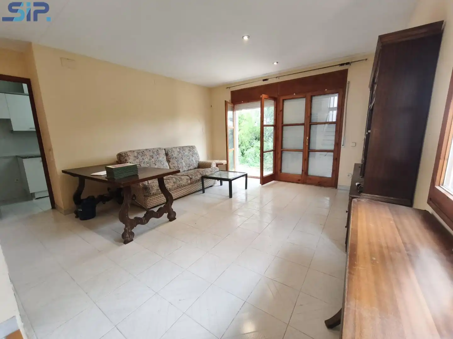 Vista exterior de Casa o chalet en venta en Les Cabanyes