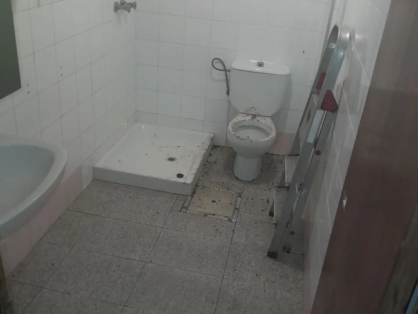 Baño de Local en venta en Valencia con Aire acondicionado