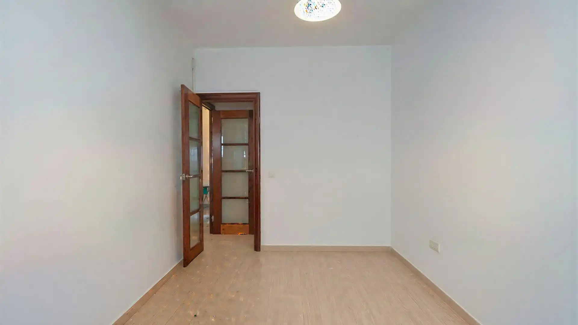 Dormitori de Pis en venda en L'Hospitalet de Llobregat amb Balcó