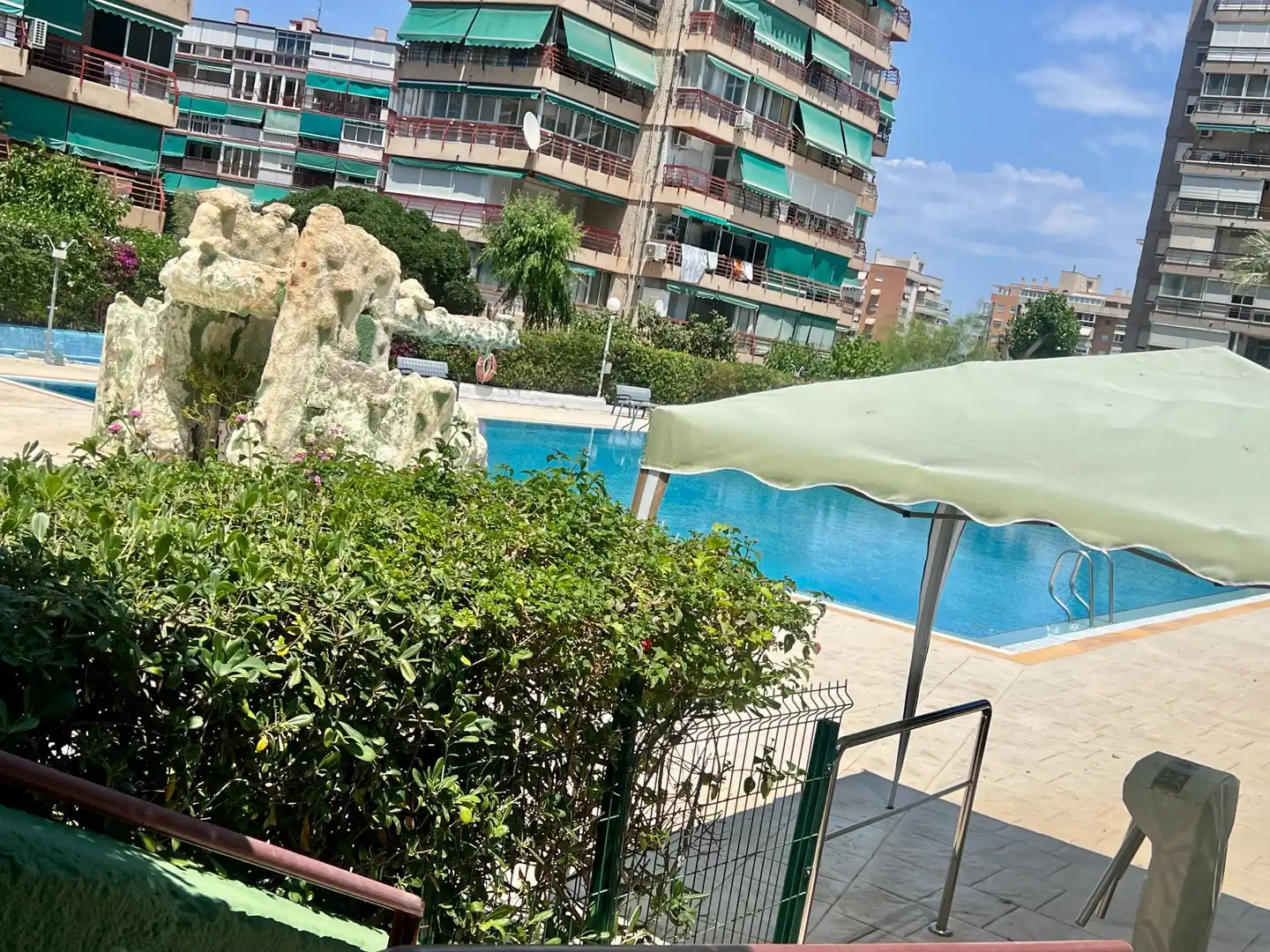 Swimming pool of Flat for sale in Alicante / Alacant  with Air Conditioner, Heating and Terrace
