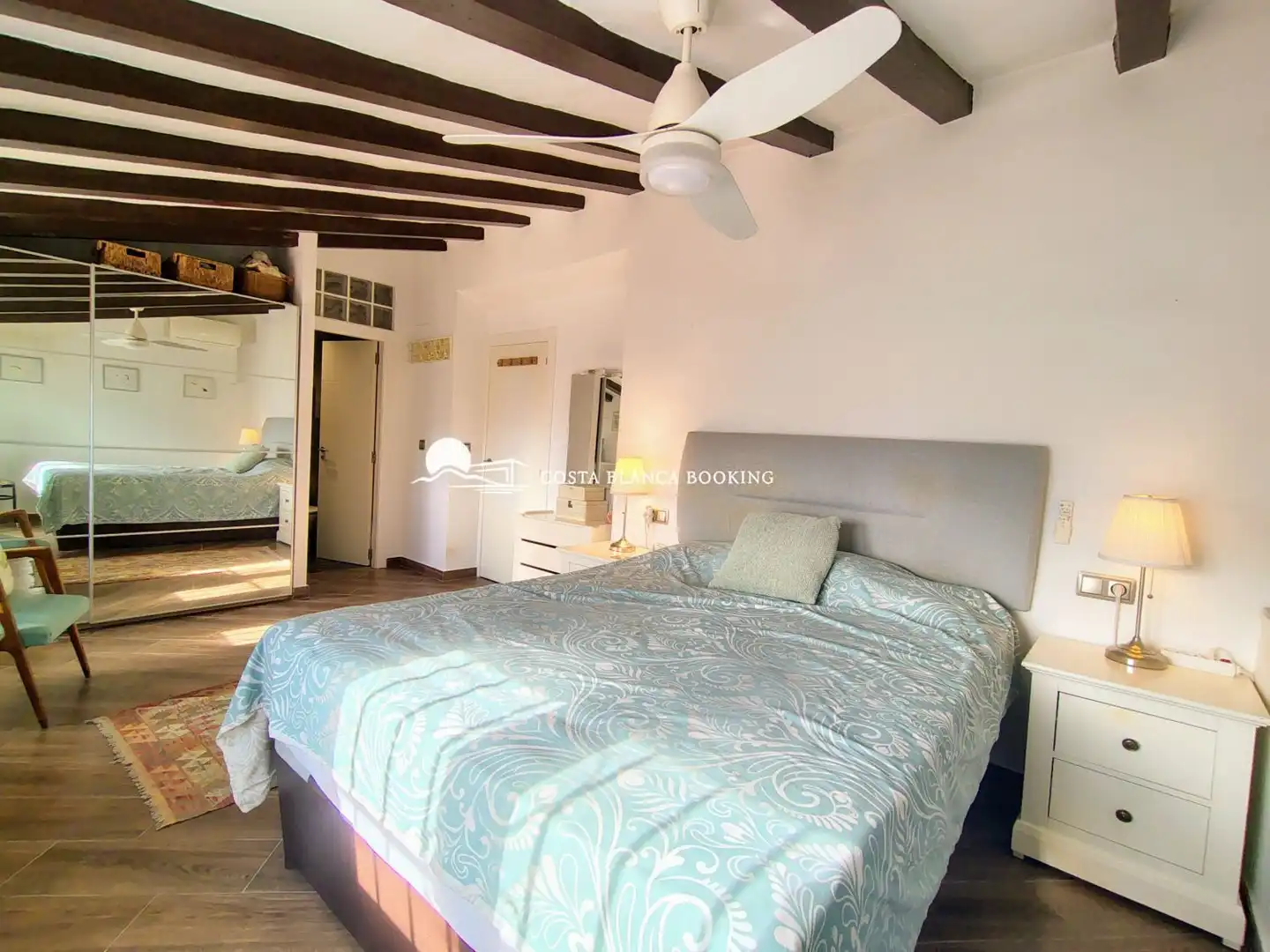 Dormitori de Casa o xalet en venda en L'Alfàs del Pi amb Aire condicionat, Calefacció i Jardí privat