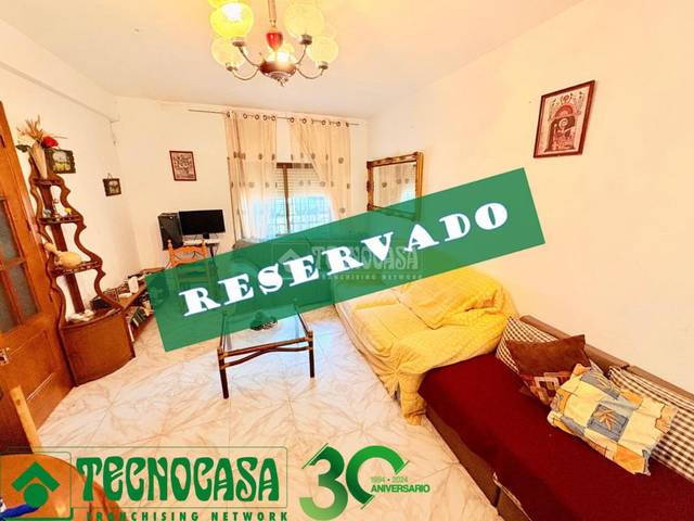 Casa adosada en Venta en Ajofrín