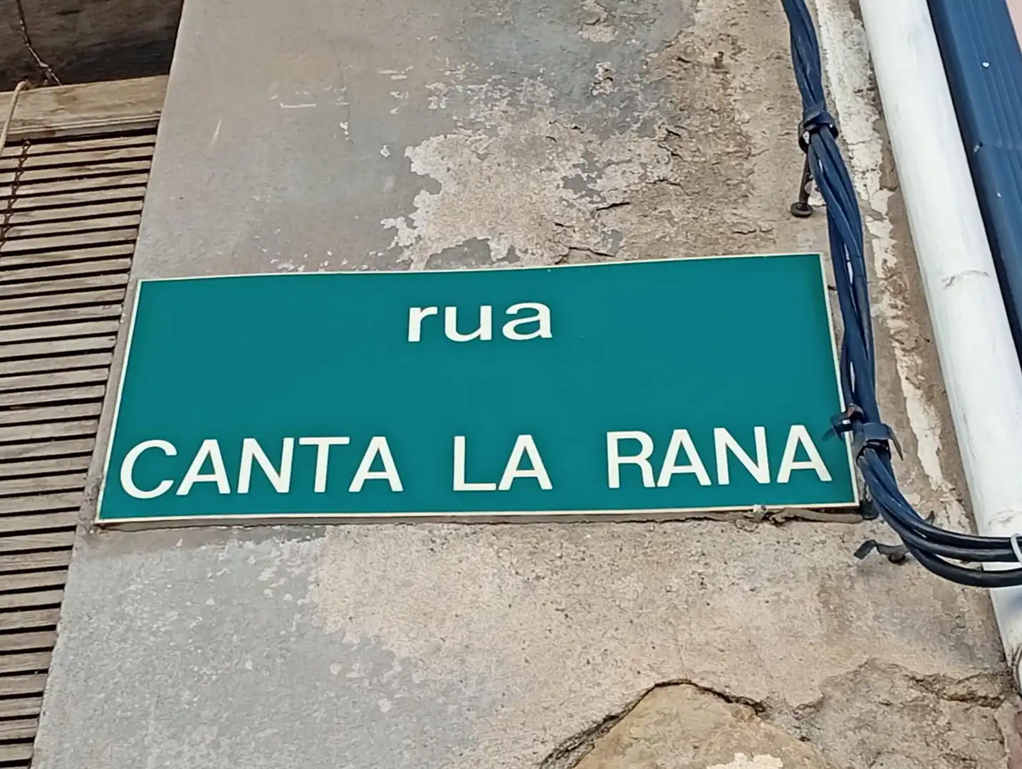 Exterior view of Houses for sale in A Rúa 