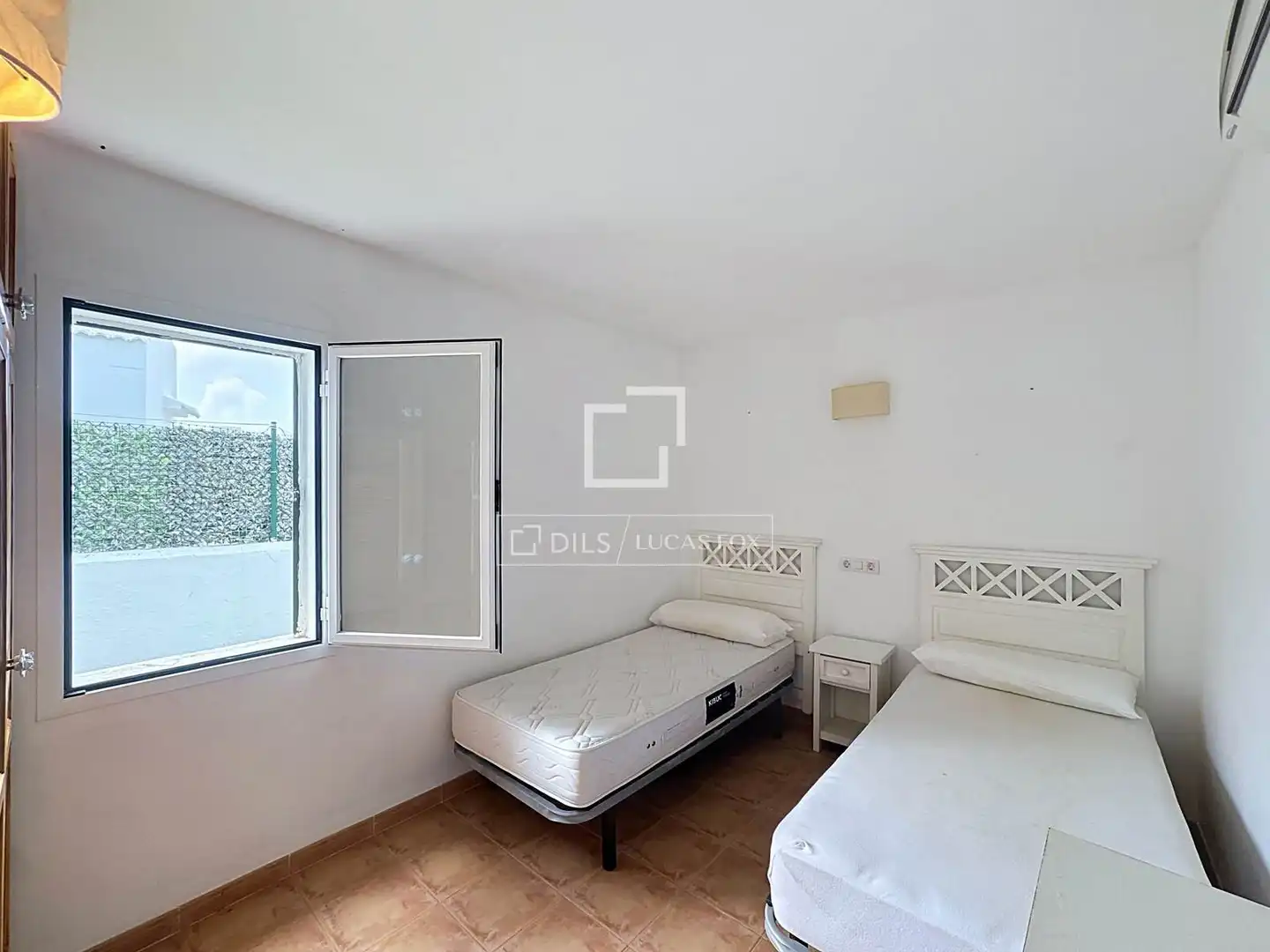Dormitori de Casa o xalet en venda en Ciutadella de Menorca amb Aire condicionat, Jardí privat i Piscina