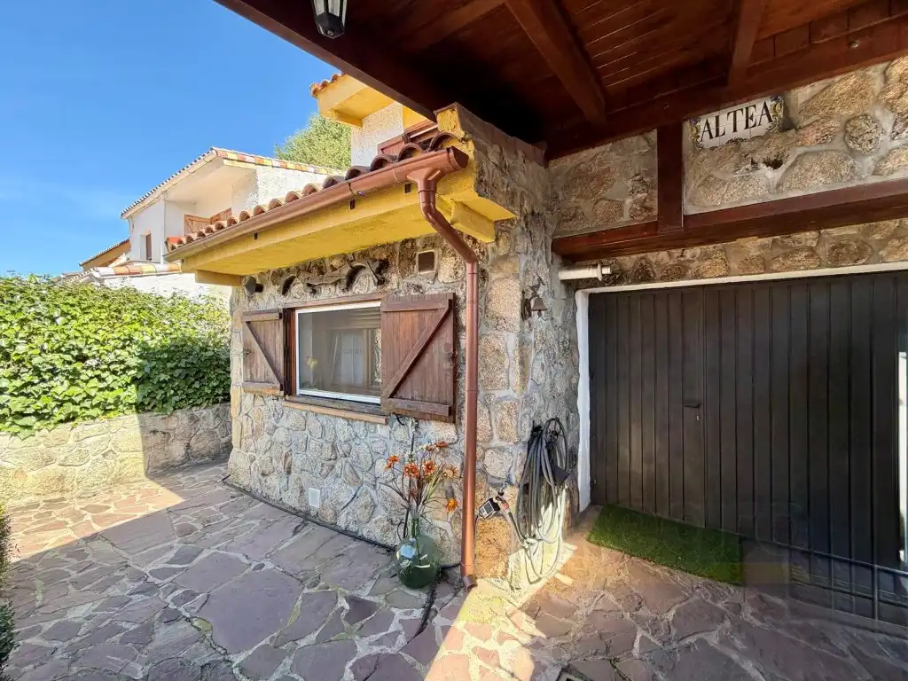 Vista exterior de Casa adosada en venta en Moralzarzal