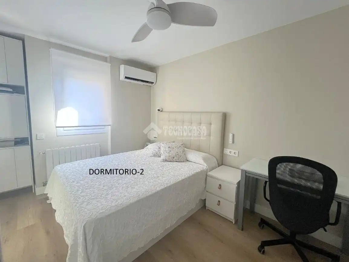 Bedroom of Flat for sale in Leganés  with Air Conditioner, Heating and Terrace