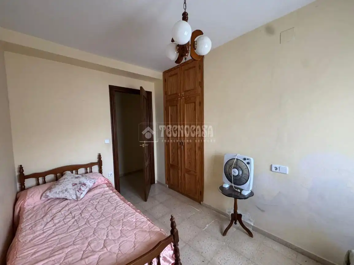 Bedroom of Flat for sale in Osuna  with Air Conditioner and Balcony