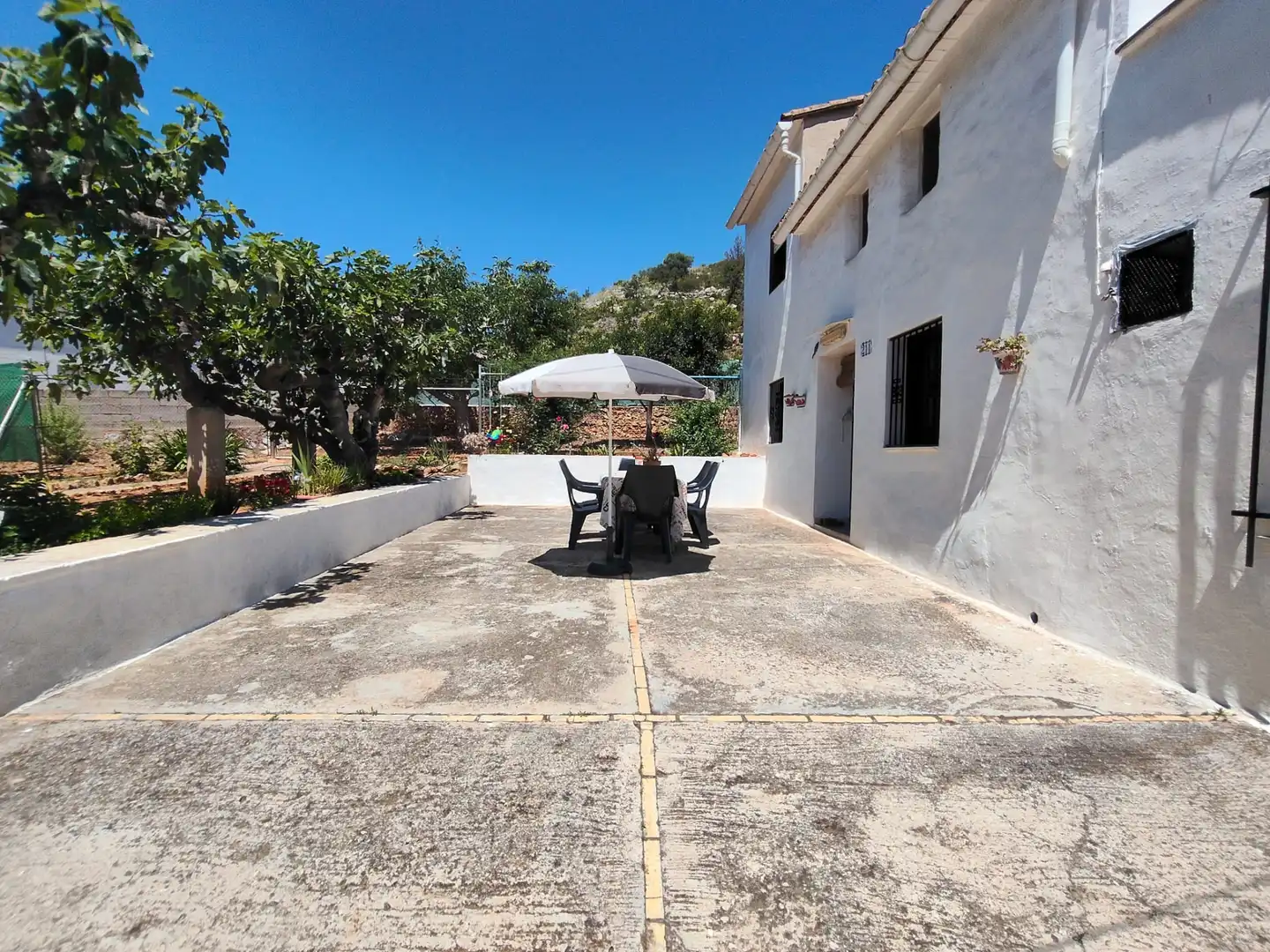 Jardí de Finca rústica en venda en Simat de la Valldigna amb Jardí privat, Traster i Piscina