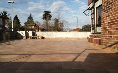 Terrassa de Pis en venda en Torrelavega  amb Calefacció, Terrassa i Traster