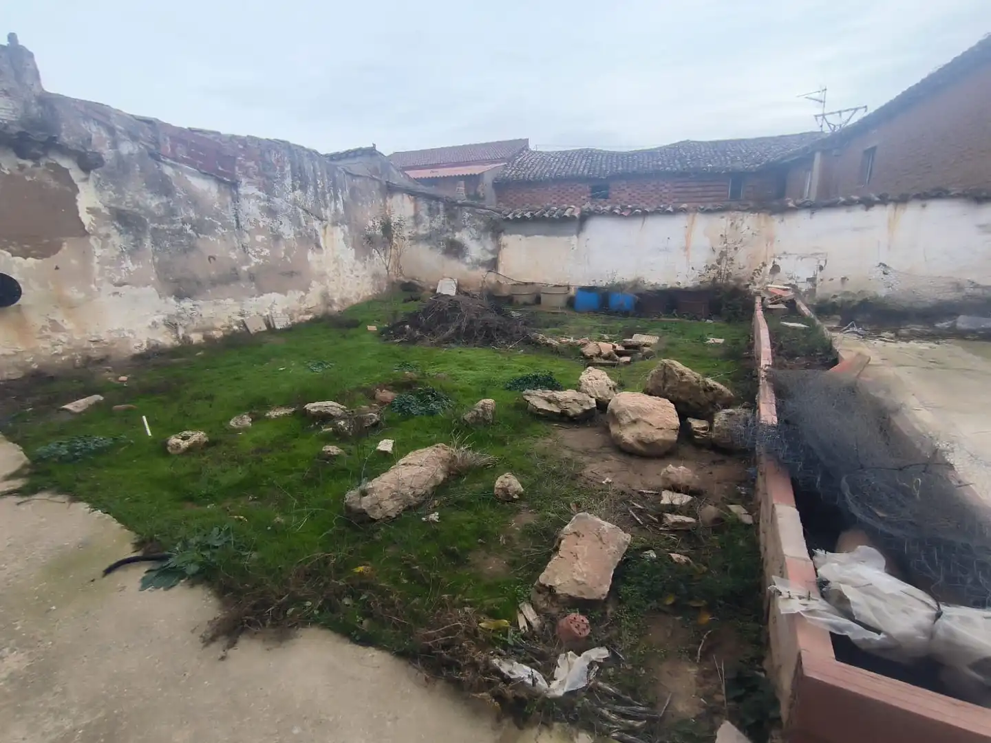 Casa o chalet en venta en Melgar de Fernamental con Calefacción, Jardín privado y Trastero