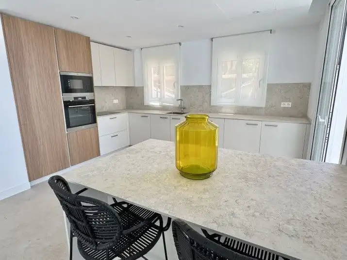 Cocina de Casa o chalet en venta en Altea con Aire acondicionado, Calefacción y Jardín privado