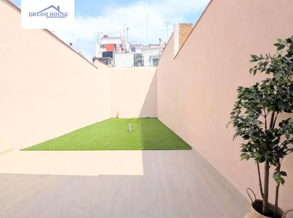 Terraza de Planta baja en venta en Mataró con Aire acondicionado, Calefacción y Terraza