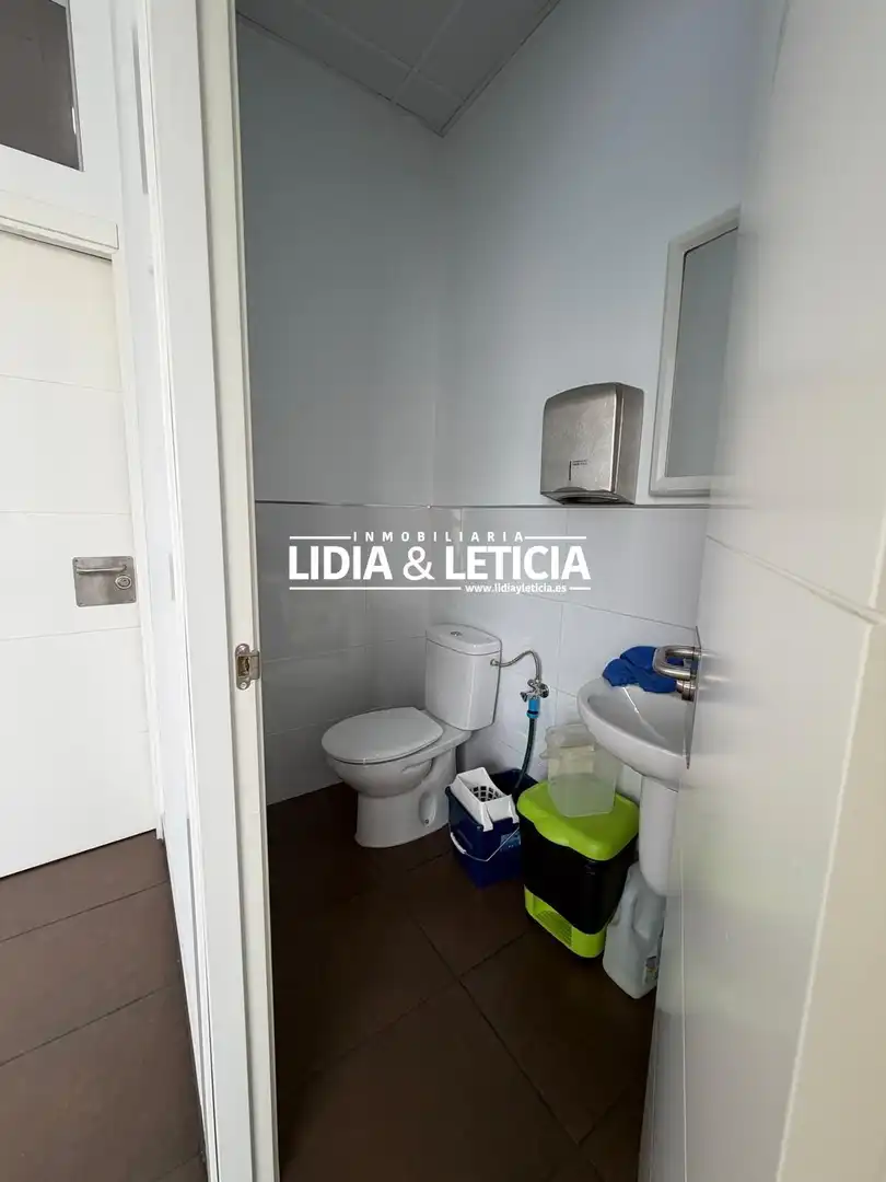 Gewerbefläche zum Verkauf in Nueva Alcalá, imagen 22
