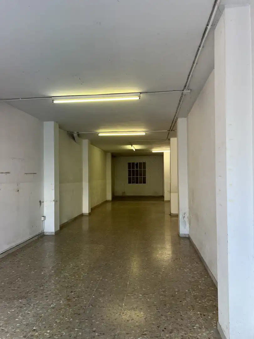 Local commercial à vendre à CL PUIG-AGUT 22
