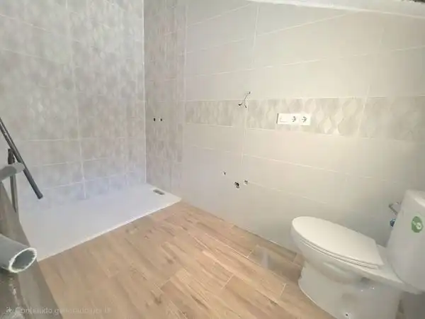 Bathroom of Detached homes for sale in Laroya  with Parquet flooring, Terrace and Storage room