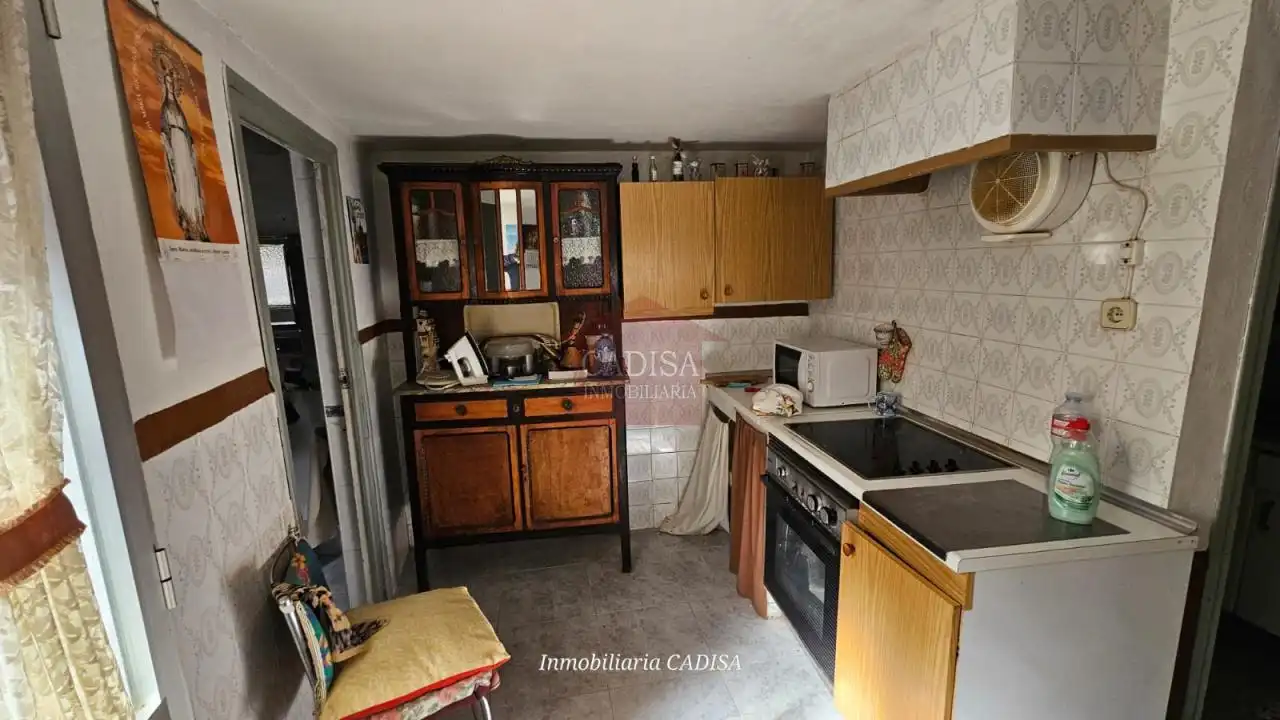 Cuina de Casa o xalet en venda en Calzada de Valdunciel amb Calefacció, Jardí privat i Moblat