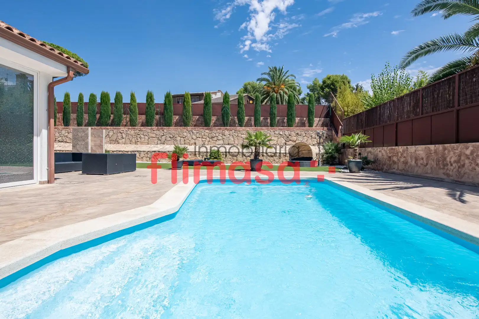 Swimming pool of Houses for sale in Villaviciosa de Odón  with Air Conditioner, Heating and Private garden