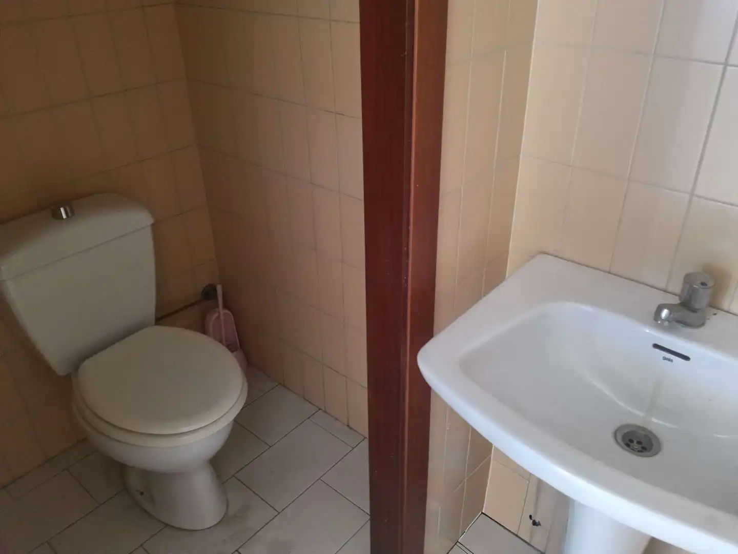 Bany de Local de lloguer en Zaragoza