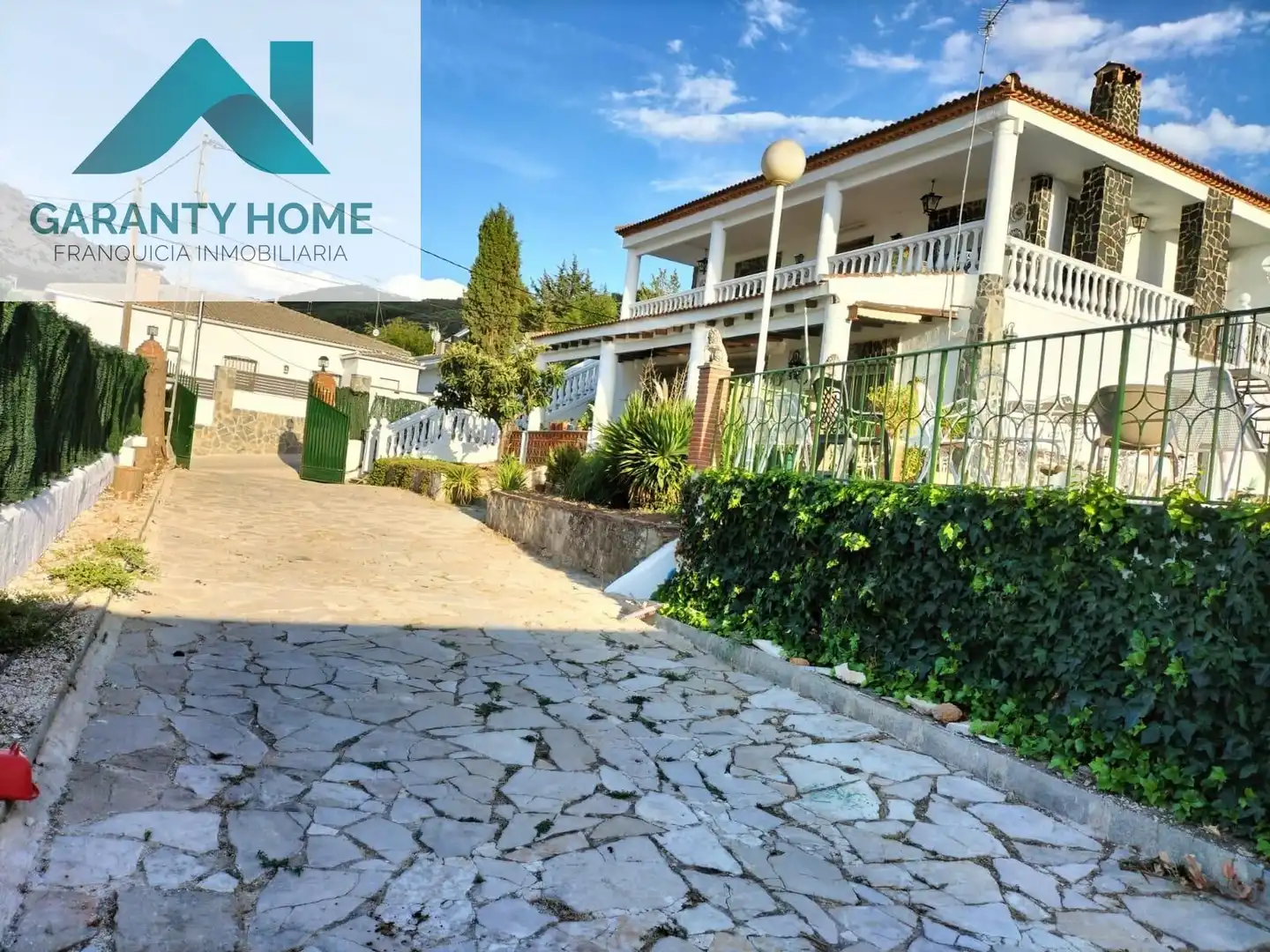 Exterior view of Houses for sale in Jamilena  with Private garden, Terrace and Swimming Pool