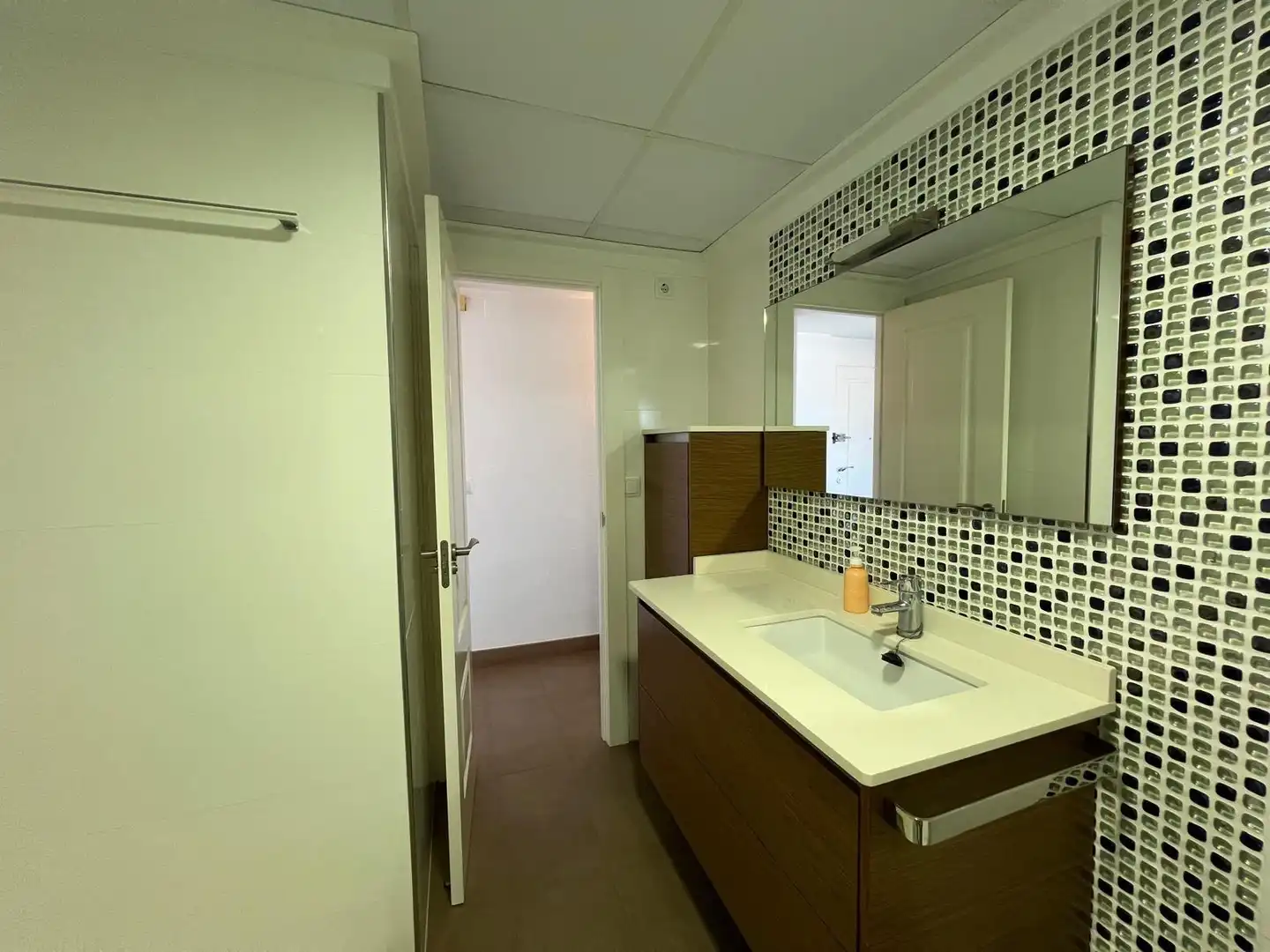 Bathroom of Flat for sale in El Campello  with Air Conditioner, Heating and Terrace