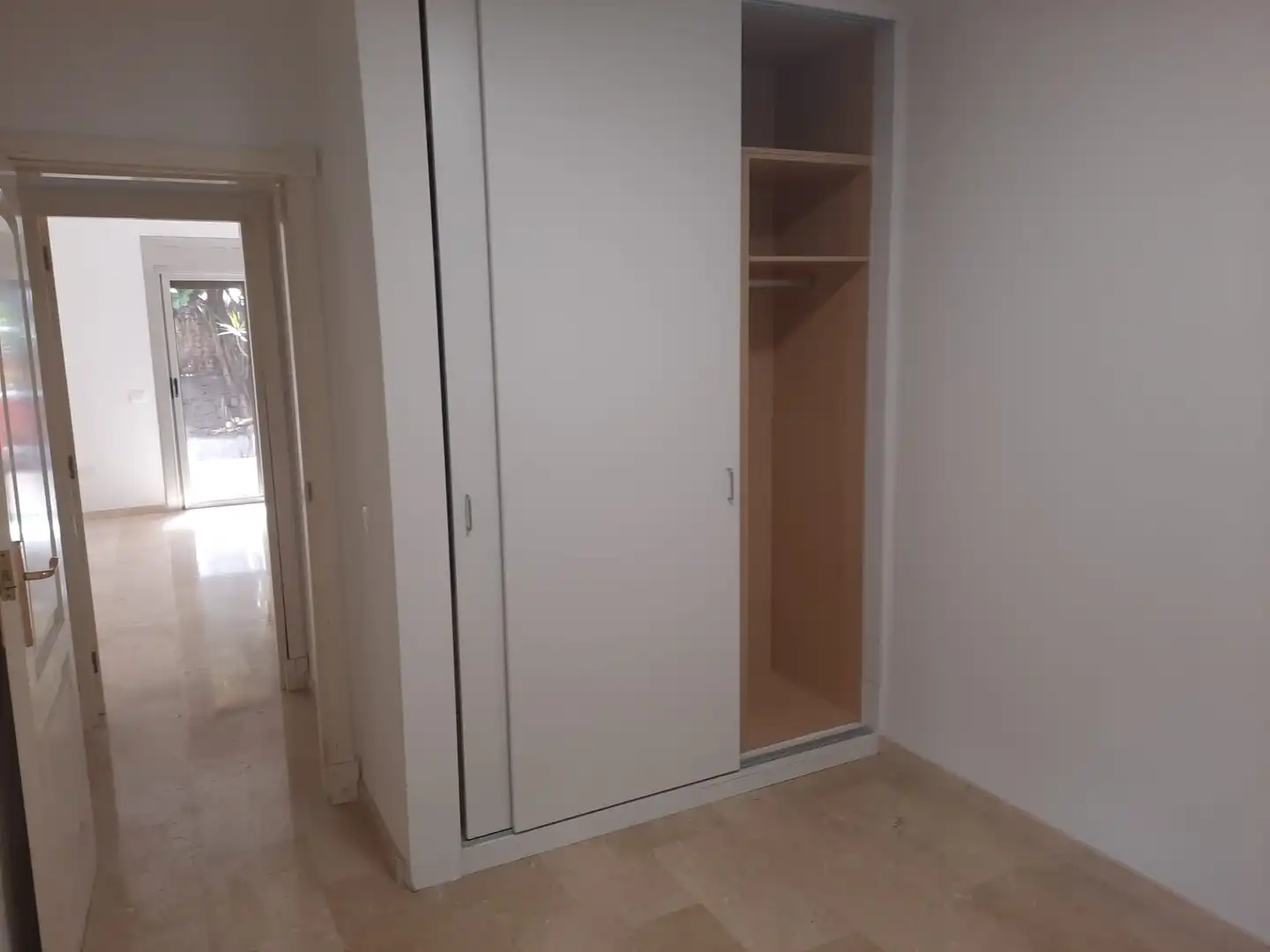 Piso en venta en Calle Juan Sebastian Elcano, 49, Radazul