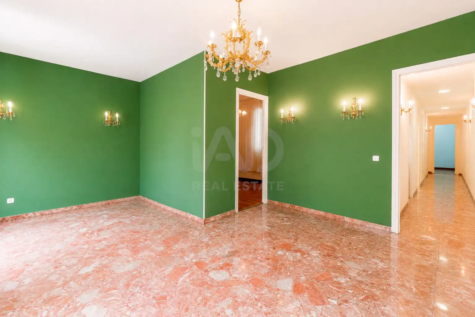 Comedor de Piso en venta en Madrid con Calefacción y Terraza