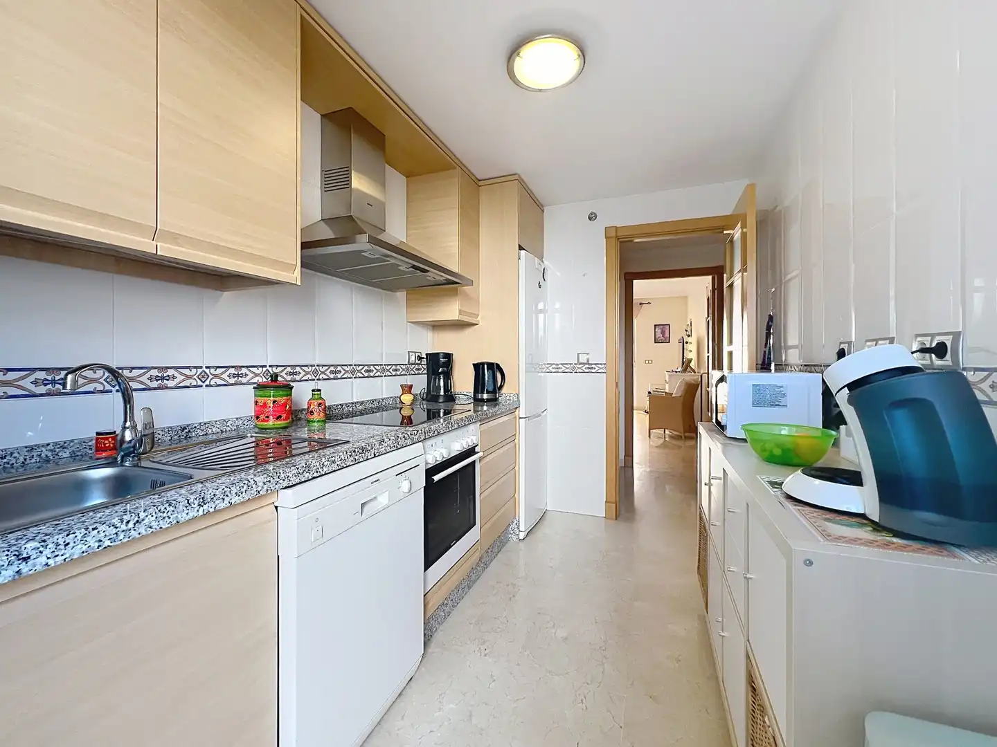 Cuina de Apartament en venda en Manilva amb Aire condicionat, Terrassa i Traster