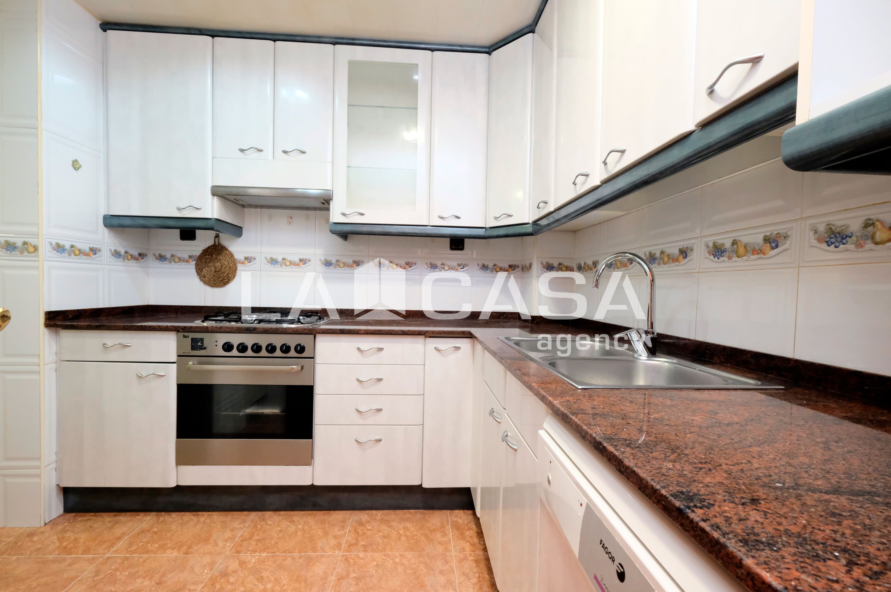 Kitchen of Flat for sale in  Barcelona Capital