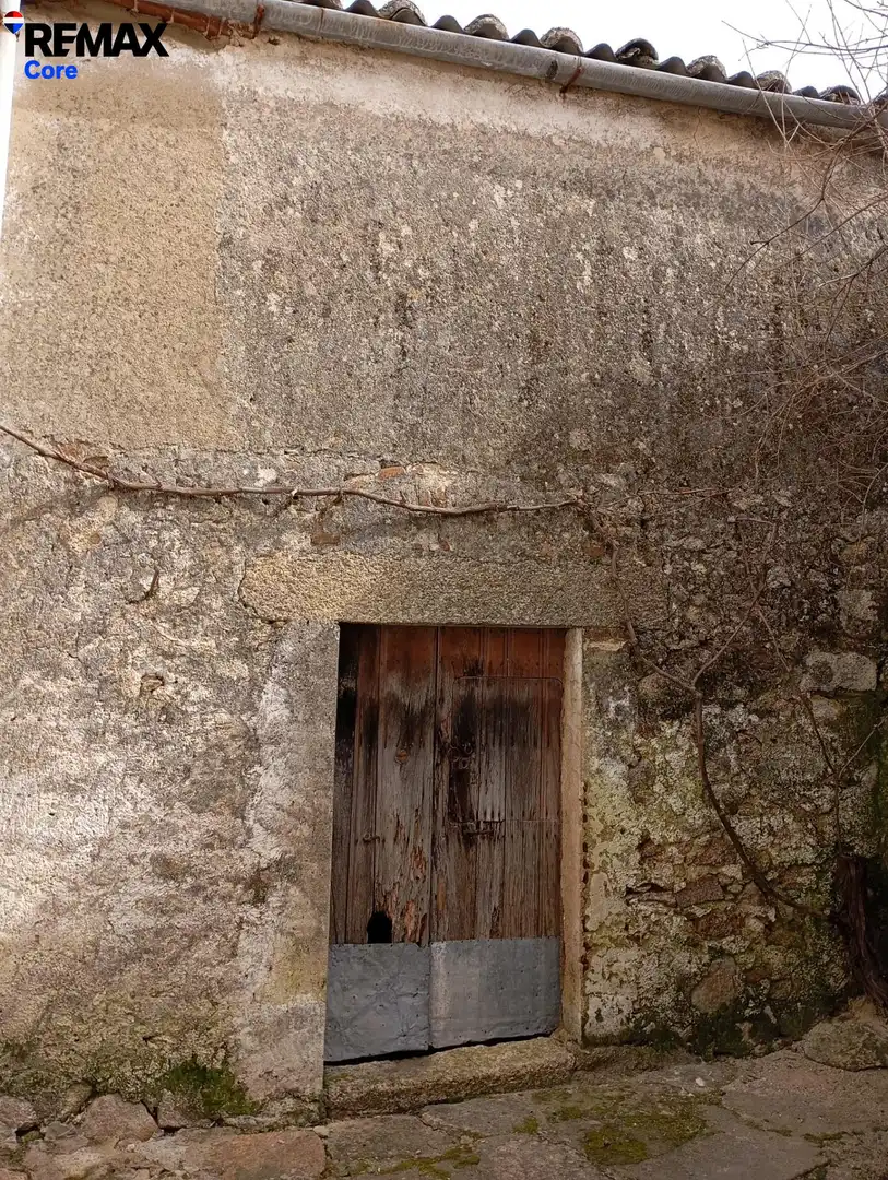 Außenansicht von Garage zum Verkauf in Montánchez