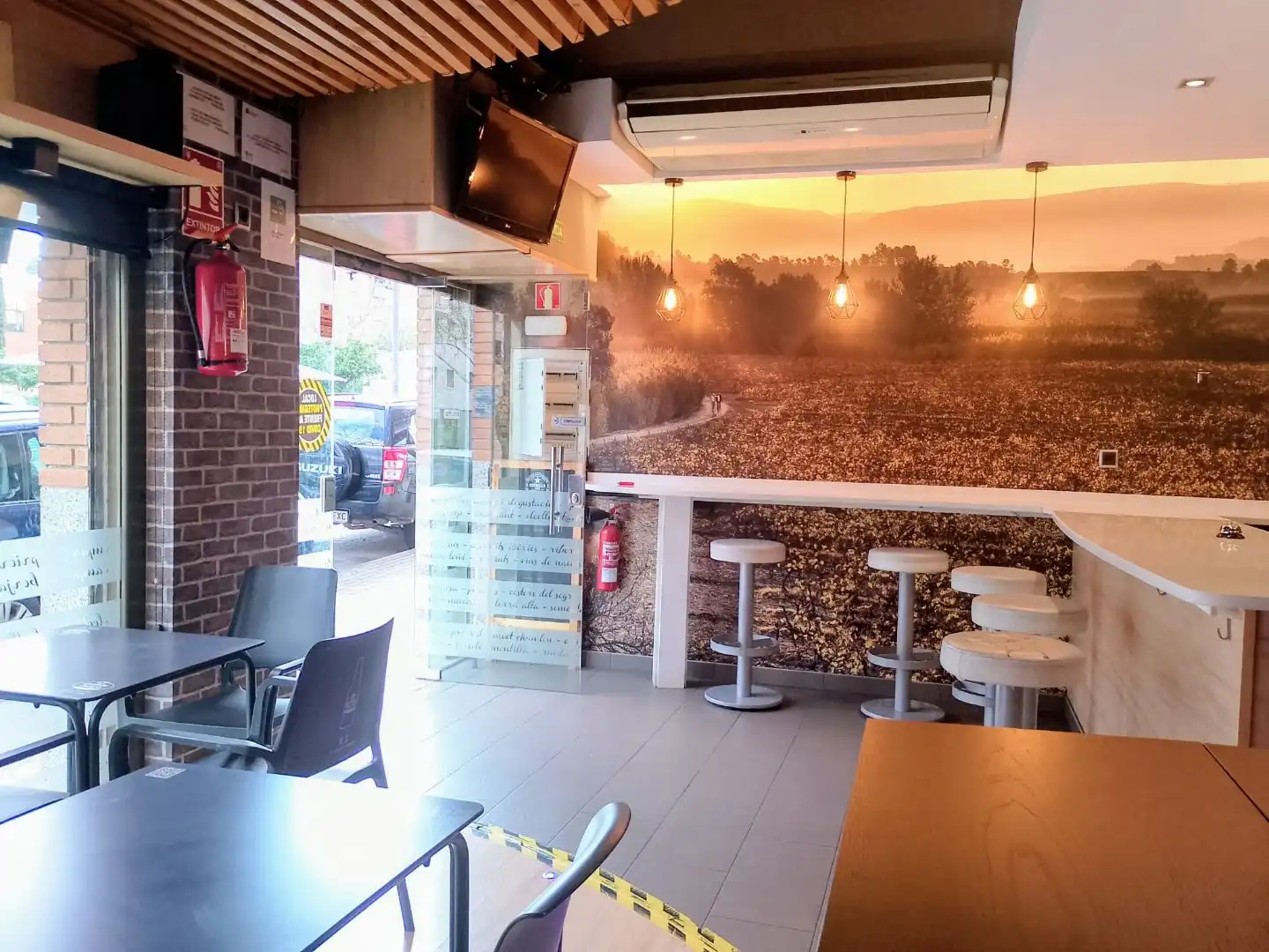 Local comercial en venda a Rambla Pau Casals 5, imagen 3
