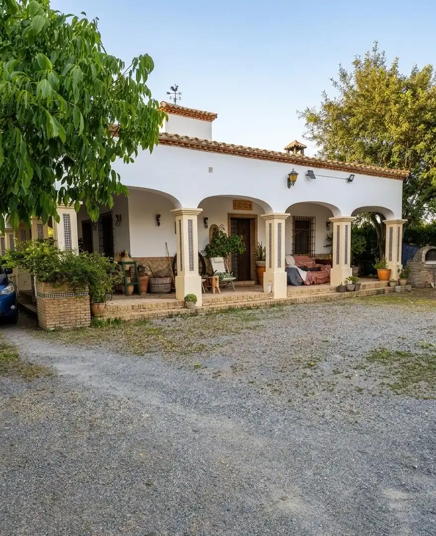 Maison avec piscine à vendre à El Coronil