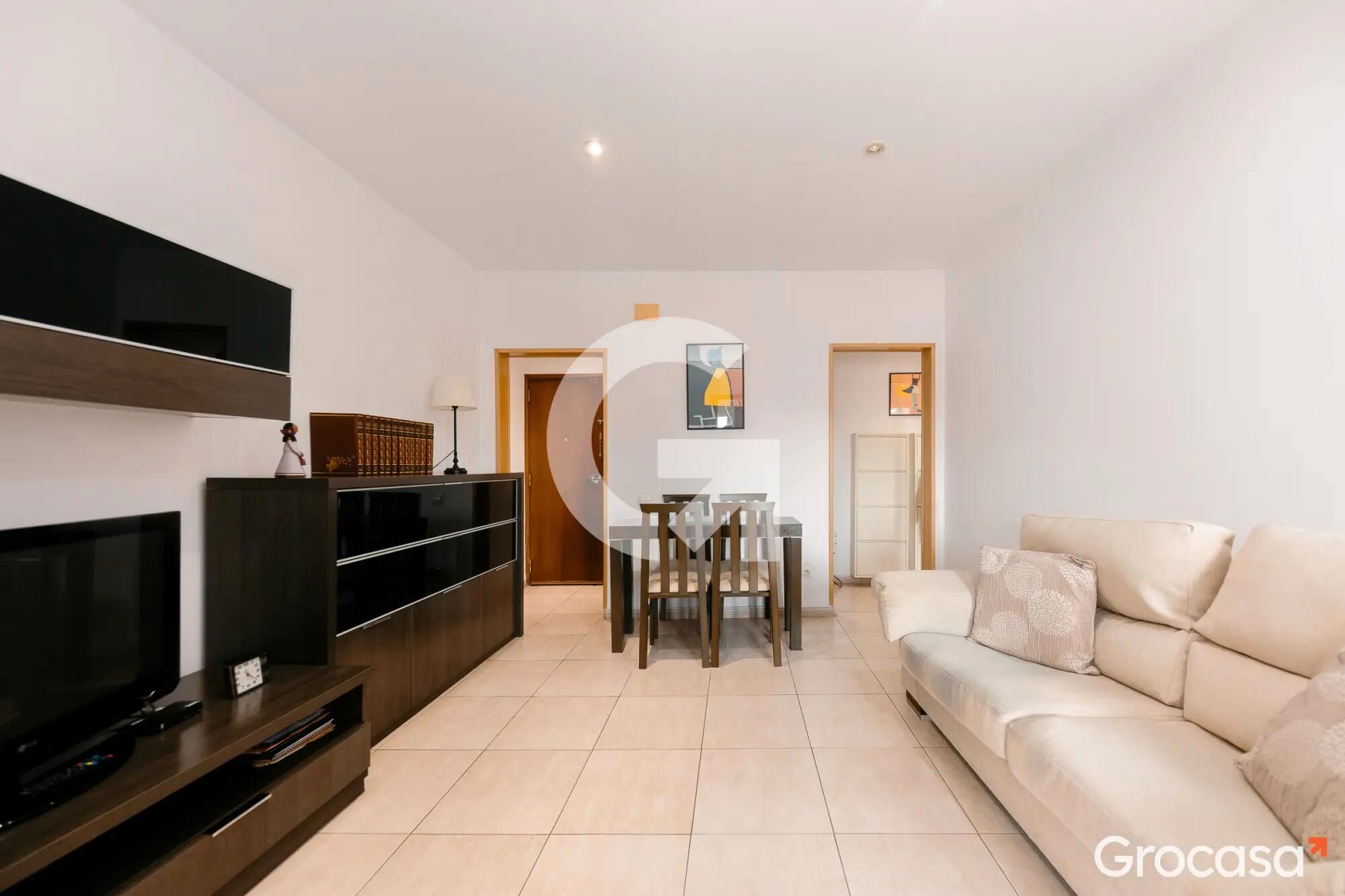 Sala d'estar de Àtic en venda en Badalona amb Moblat i Balcó