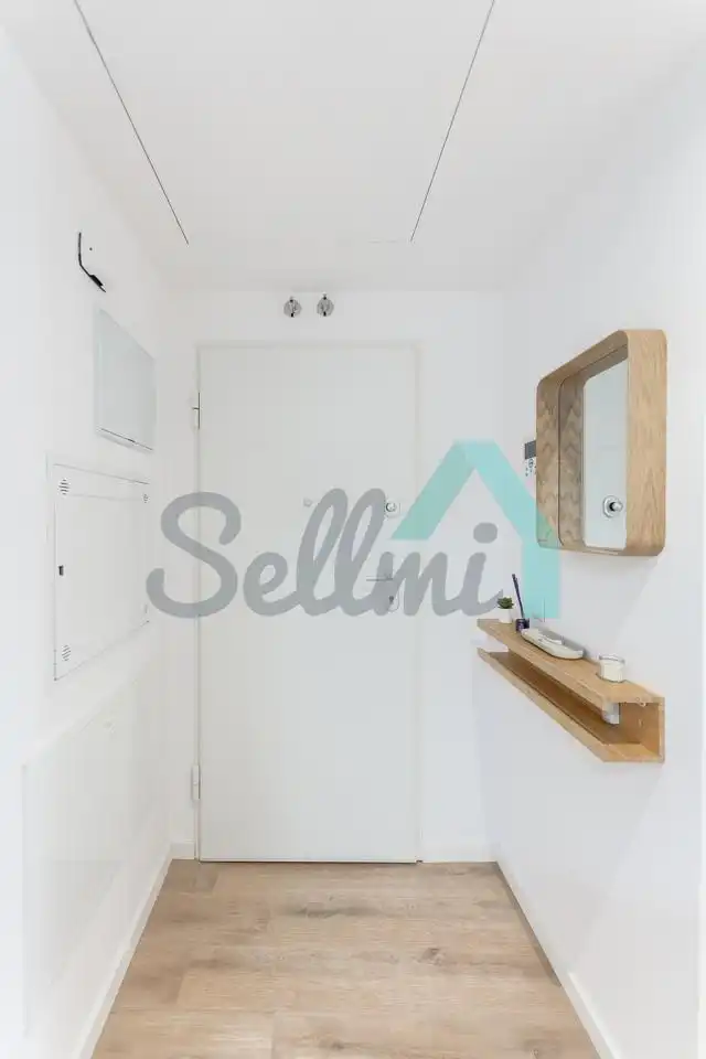 Piso de alquiler en Oviedo  con Calefacción, Terraza y Trastero