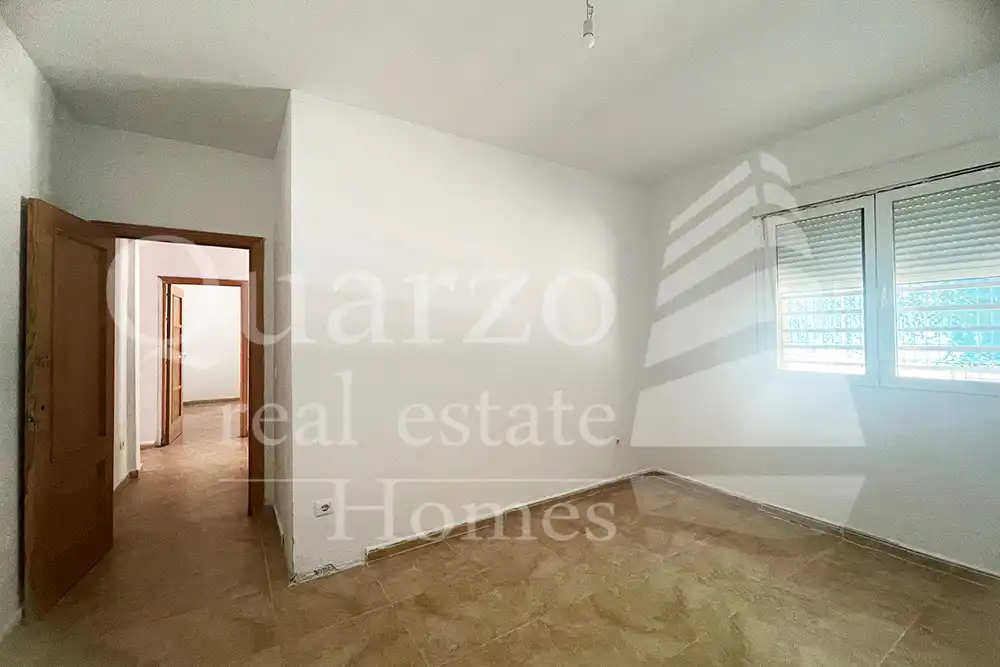 Casa adosada en venda en La Mata amb Jardí privat