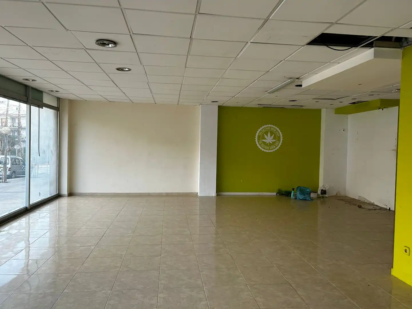 Local comercial de lloguer a Calella, imagen 4