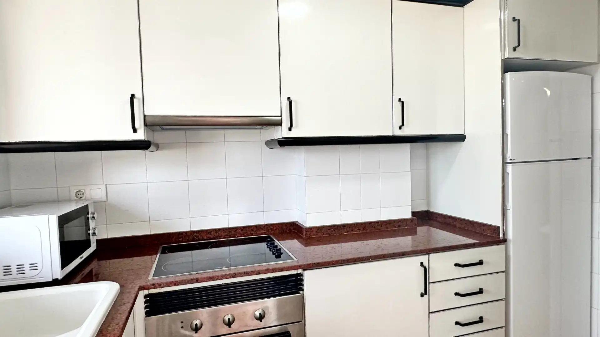 Cuina de Apartament de lloguer en Gandia amb Aire condicionat, Calefacció i Parquet