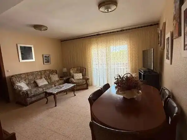 Piso con ascensor en venta en Jesús