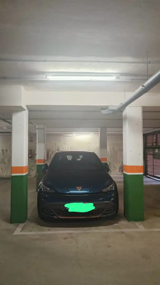 Aparcament de Garatge en venda en Sant Cugat del Vallès